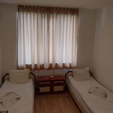 Стаи За Гости Ники * 네세부르