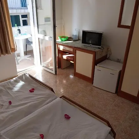 Homestay Стаи За Гости Ники Nesebar